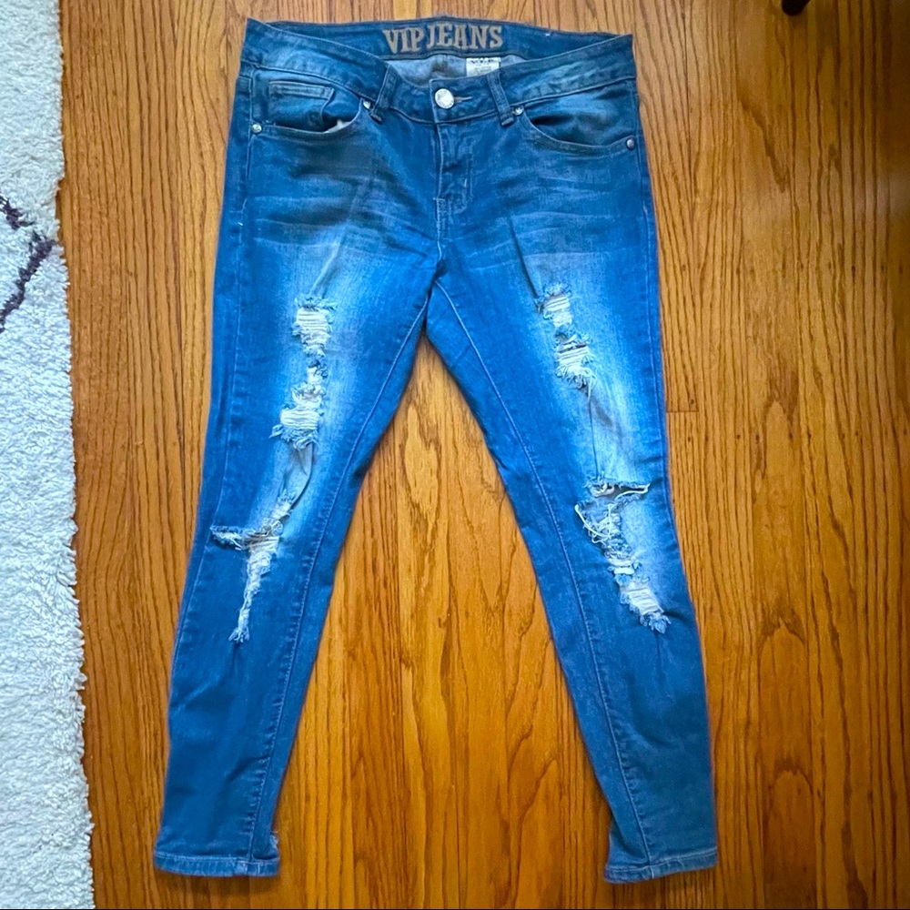 EUC V.I.P. Ankle Length Distressed Jeans